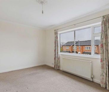 Hollymount, Worcester, WR4 - Photo 2