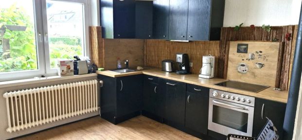 Aufgepasst: große 3 1/2 Wohnung in einer Altbauvilla - Foto 1