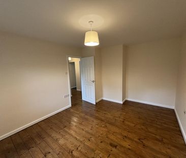 2 bedroom semi-detached bungalow to rent - Photo 5