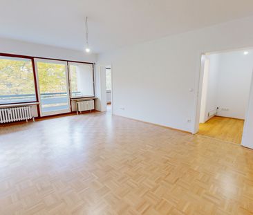 Großzügige Singlewohnung in absolut zentraler Lage von Nymphenburg ... - Foto 1