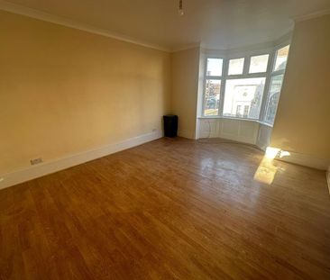 High street, Gosport - Photo 6