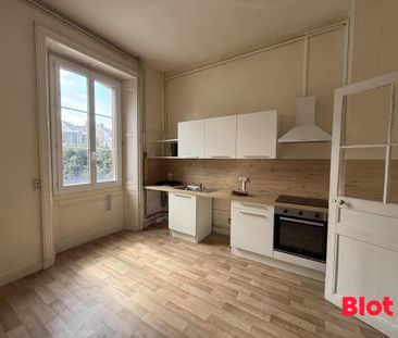 Location Appartement 6 pièces 133m² RENNES 35000 - Photo 6