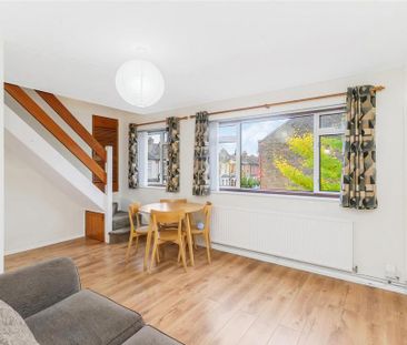 2 bedroom maisonette to rent - Photo 6