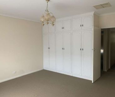 3 Bedroom Family Home - Photo 5