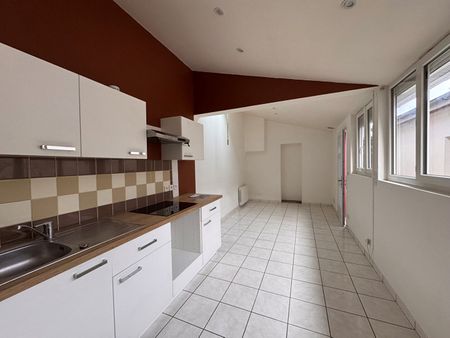 Location Appartement 2 pièces 29m² - Photo 2