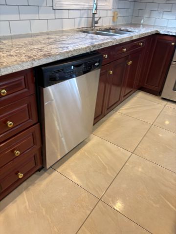 For Lease - 115 Antigua Road, Mississauga, Ontario - Photo 5