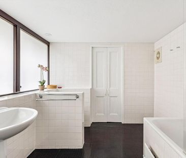 3 bedroom flat to rent - Photo 6