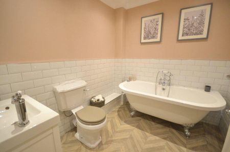 2 bedroom apartment to rent - Photo 5