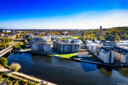 Moderne 2-Zi.-Wohnung am Wasser mit großer Loggia und durchdachtem Grundriss - Photo 3
