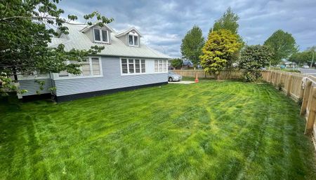 Charming 4BR Home in Fairfield! - Photo 2