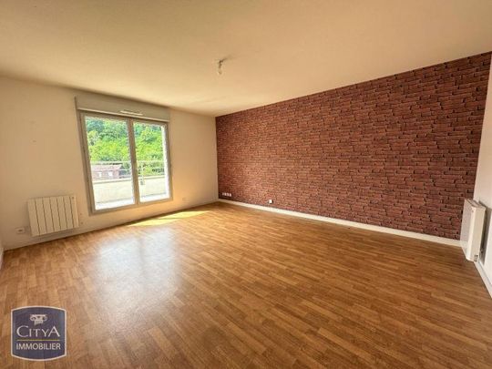 Location Appartement 4 pièces 74m² ELBEUF 76500 - Photo 1