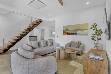 Luxury Holiday Home - Photo 2