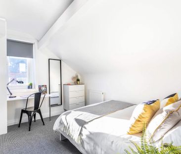 6 bedroom house to rent - Photo 3