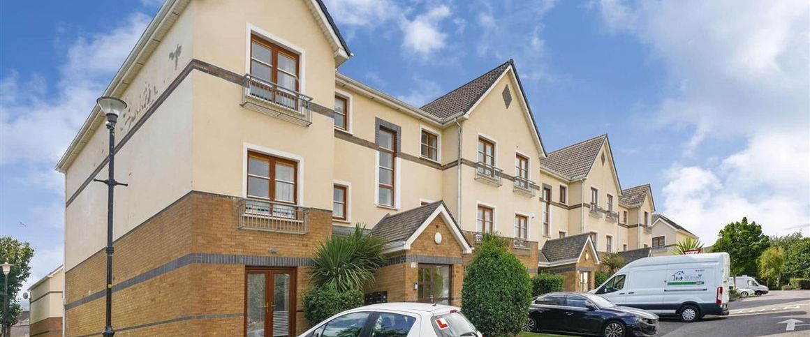 Marlfield Lawn, Kiltipper, Dublin 24 - Photo 1