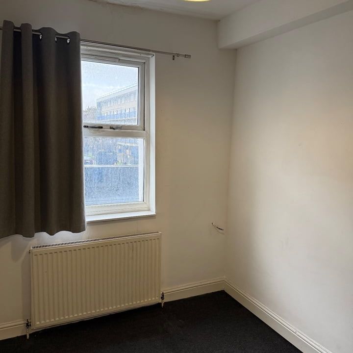 2 Bed Flat, Green Lanes, N16 - Photo 1