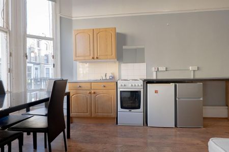 Studio to rent - Photo 4