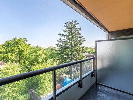1100 Kingston Road condo — Toronto, ON (2-Bedroom) - 2 Bedroom - Photo 2