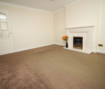 2 Bedroom Detached Bungalow - Photo 4