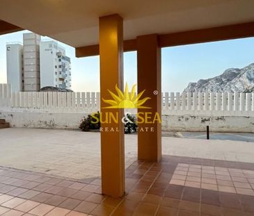 THREE BEDROOM APARTMENT FOR RENT ON THE FIRST LINE OF THE BEACH IN ... - Foto 6