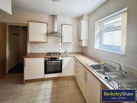 South Road, Waterloo, Liverpool, L22 - Photo 4