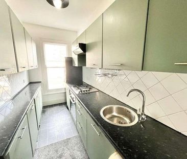 Baxter Avenue, Southend-on-sea, Essex, SS2 - Photo 6