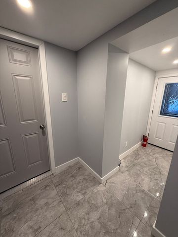 48 Alma Street North - Photo 4