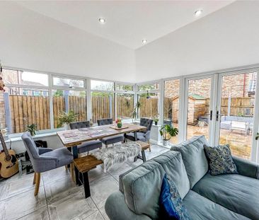 3 bedroom detached house to rent - Photo 1