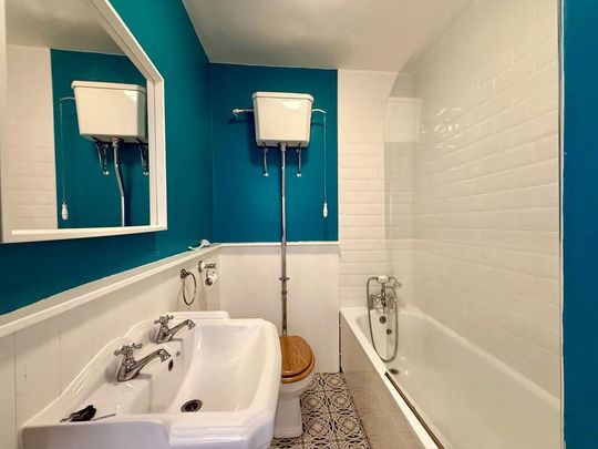 1 bedroom ground floor flat to rent - Photo 1