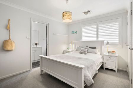 Balgowlah, 141A Balgowlah Road - Photo 2