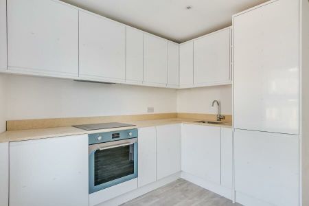 1 Bedroom Flat To Let - Photo 3