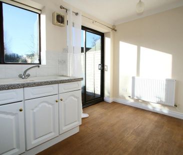 2 bedroom terraced house to rent - Photo 6