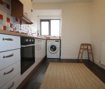 Padbury House, Inner Town Area, MK40 - Photo 5