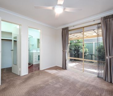 30 The Vale - Photo 4