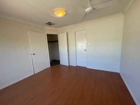 33 Yandal Crescent, Ballajura WA 6066 - House For Rent - $680 | Domain - Photo 5