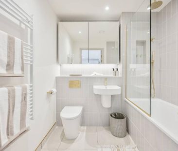 Studio to rent - Photo 6