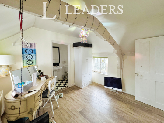 3 bedroom cottage to rent - Photo 1