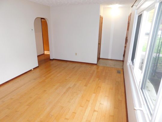 FOR RENT – 26 Convoy Avenue, Halifax, Nova Scotia - Photo 1