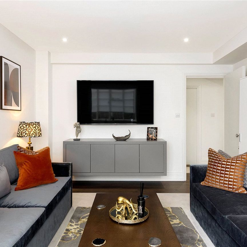 Vicarage Gate, Kensington, W8, London - Photo 1