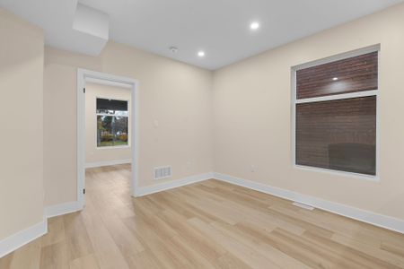 For Lease - 200 Sanford Avenue Unit# Main, Hamilton, Ontario - Photo 2