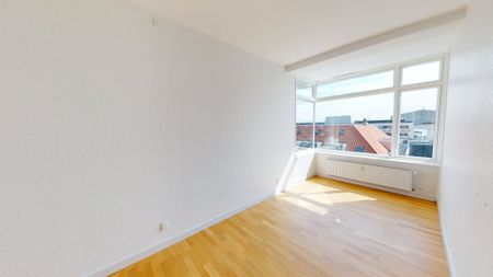 Indbydende lejlighed i hjertet af Aalborg med grønne oaser - Photo 3