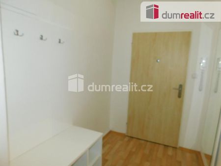 Pronájem bytu 1+1 40 m2 - Фото 3