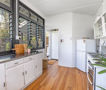 2/37 Hale Street, Townsville City QLD 4810 - Apartment For Rent | D... - Photo 3