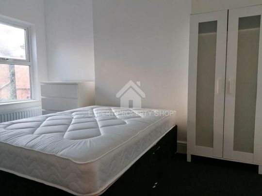 1 bedroom in a house share to rent - Photo 1