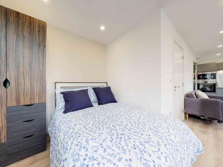 Studio to rent - Photo 5