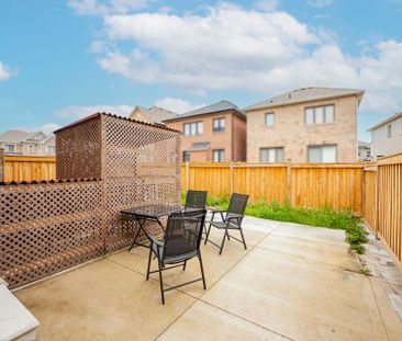 For Lease - 19 Boat Street, Brampton, Ontario - Photo 3