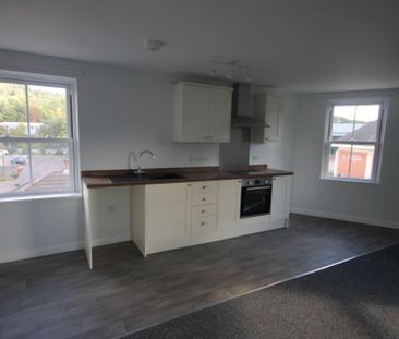 Oxford Street, Oakengates - £750 pcm - Photo 2