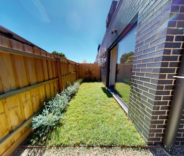 Comfort & Modern Living in the Heart of Preston - Photo 6