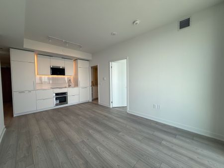 For Lease - 1 Fairview Road Unit# 1713, Mississauga, Ontario - Photo 2