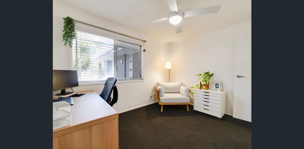 25 Weathery Avenue, Mermaid Waters QLD 4218 - House For Rent | Domain - Photo 1