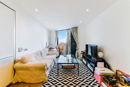 2 Bed Flat, Walworth Road, SE1 - Photo 2